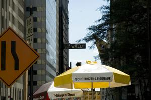 081506v_WallStreet1