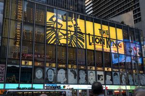 081506zp_TimesSquare8